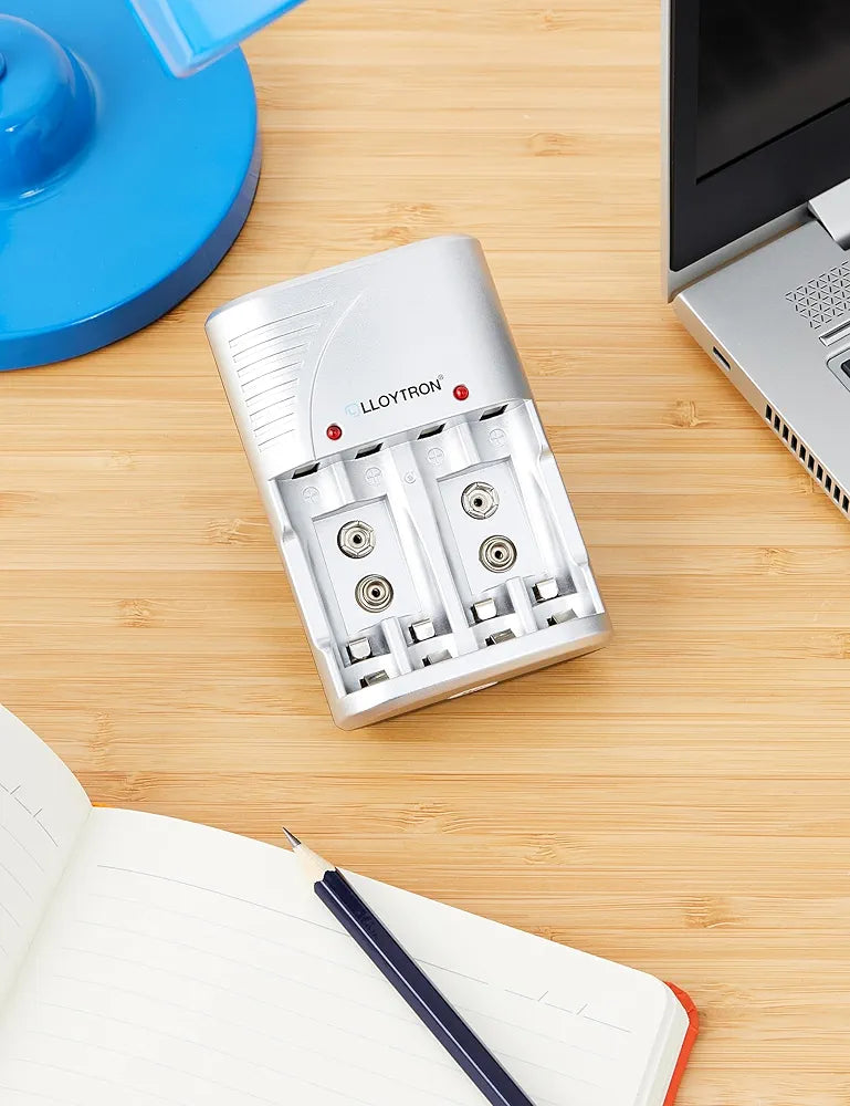 LLOYTRON Compact AA / AAA / 9v (PP3) Battery Charger for NiMh / NiCd Rechargeable Batteries ? Charge 2 or 4 Batteries at Once ? B1502 - Silver