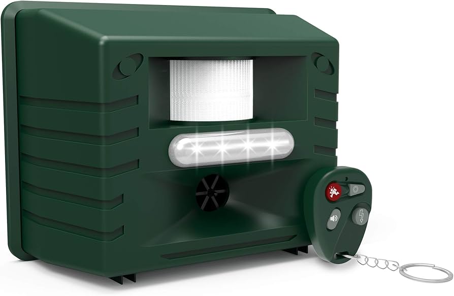 ASPECTEK Yard Sentinel Ultrasonic Animal Repeller with Remote Control