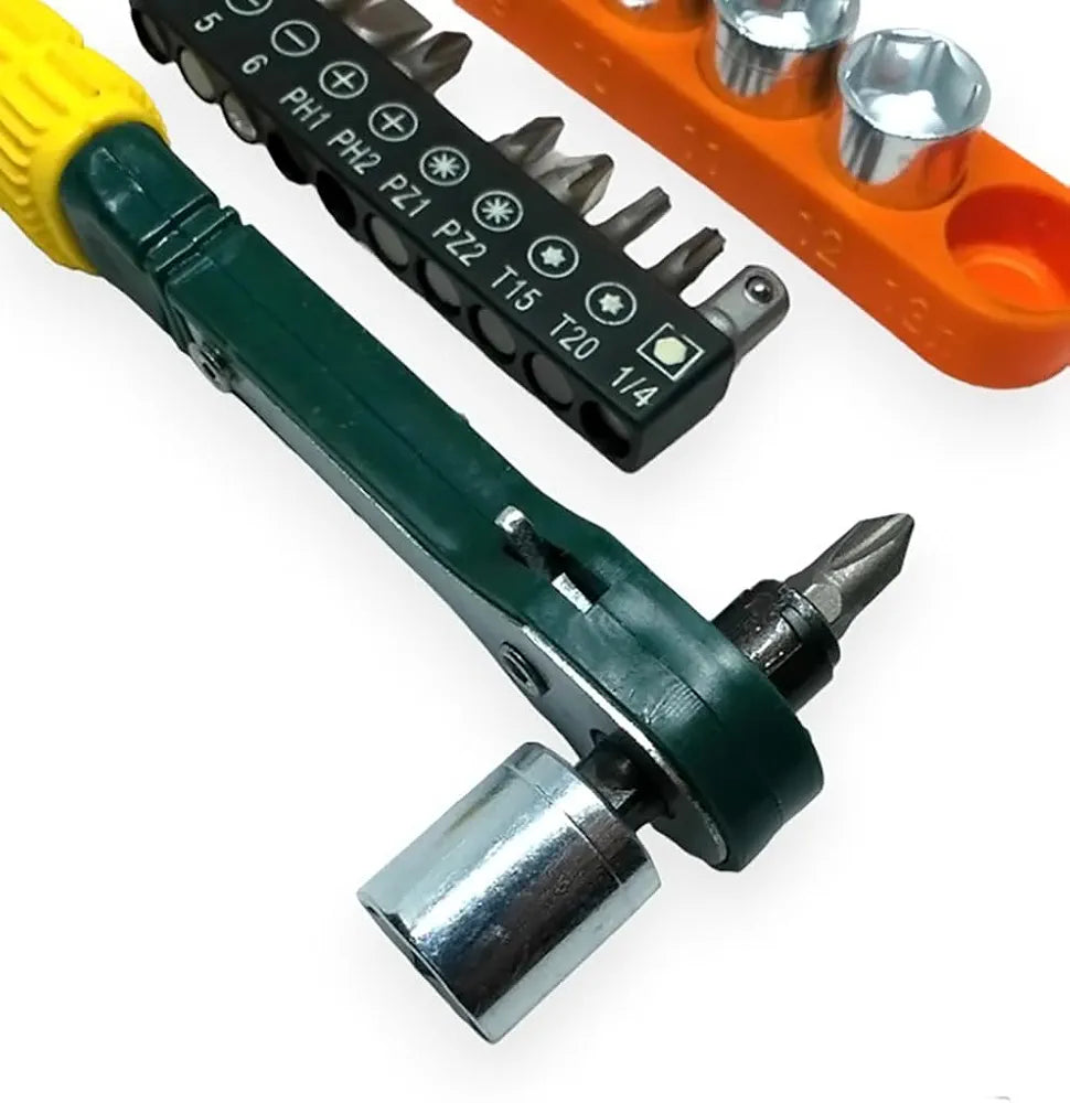 Tool Kit 18 in 1  Spanner 9 Socket Set and 9 Different Screw Opener