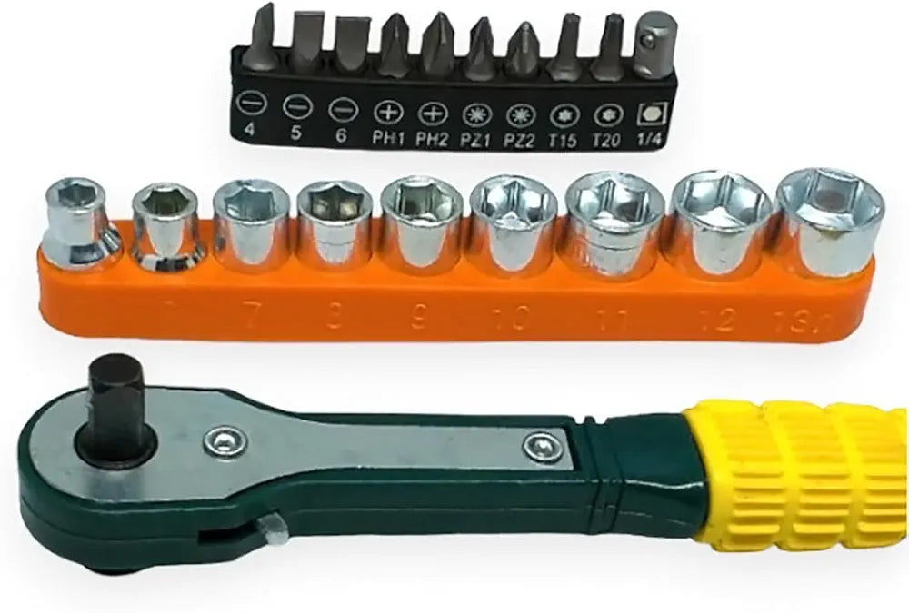 Tool Kit 18 in 1  Spanner 9 Socket Set and 9 Different Screw Opener